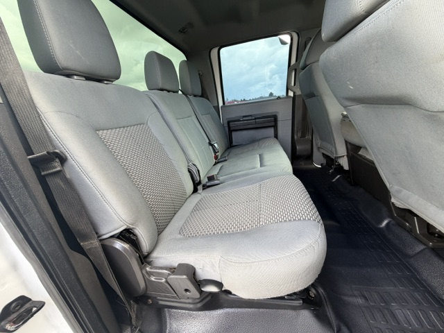 2014 Ford F-250 - $15,900