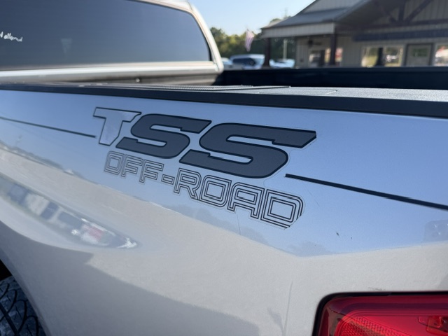2017 Toyota Tundra - $15,900
