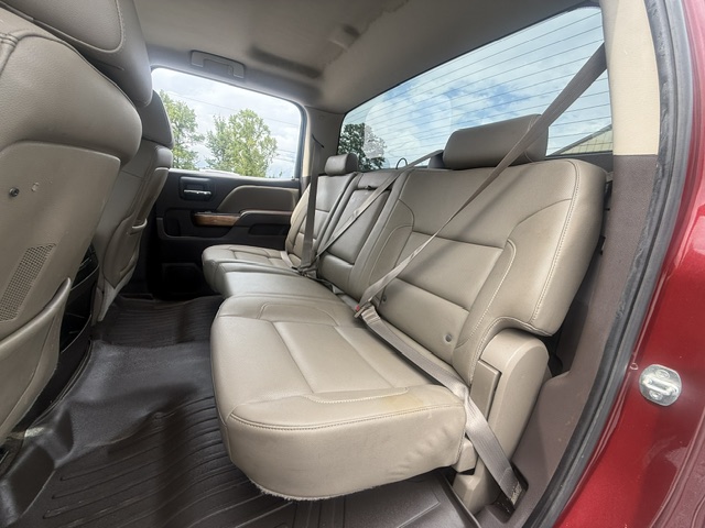 2015 Chevrolet Silverado - $16,750
