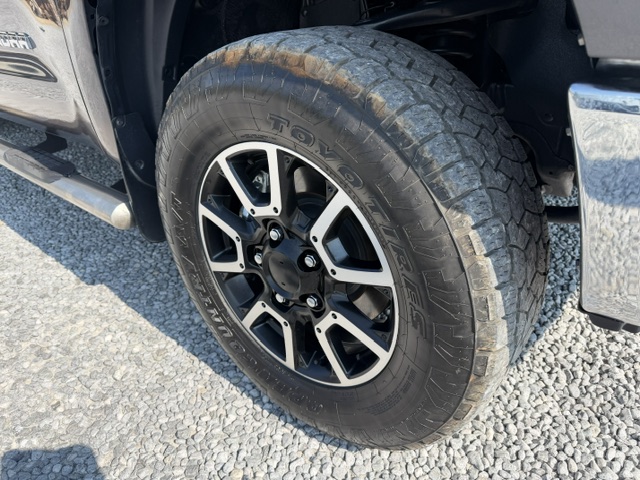 2016 Toyota Tundra - $19,750