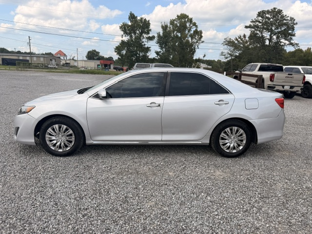 2014 Toyota Camry - $9,950