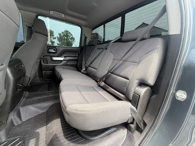 2018 Chevrolet Silverado 1500 LT Z-71 CREW 4X4! 5.3L V-8!  - $17,750