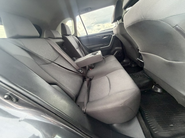 2019 Toyota RAV4 - $16,900