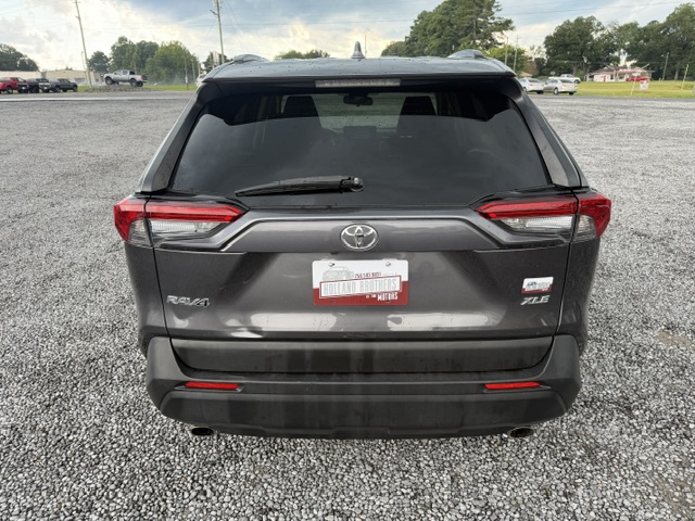 2019 Toyota RAV4 - $16,900