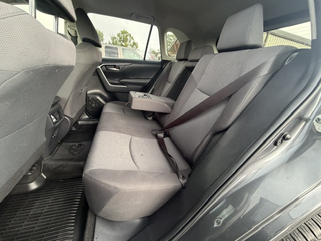 2019 Toyota RAV4 - $16,900