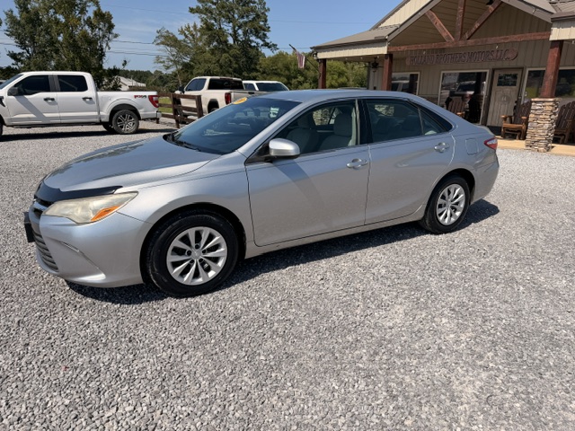 2017 Toyota Camry - $12,450