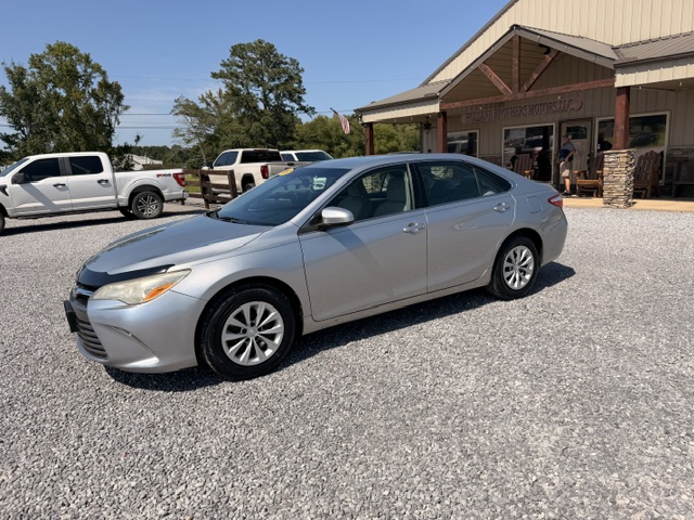 2017 Toyota Camry - $12,450