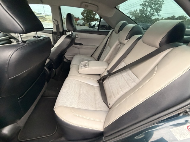 2017 Toyota Camry - $12,900