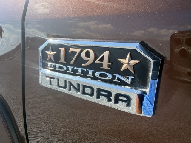 2017 Toyota Tundra - $35,750