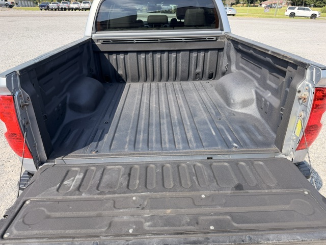 2016 Toyota Tundra - $19,750