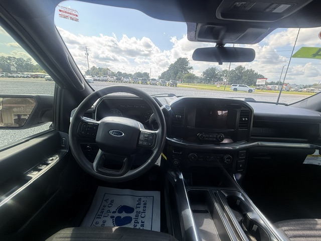 2023 Ford F-150 - $27,900