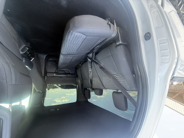 2023 Ford F-150 - $27,900