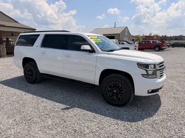 2017 Chevrolet Suburban - $14,900