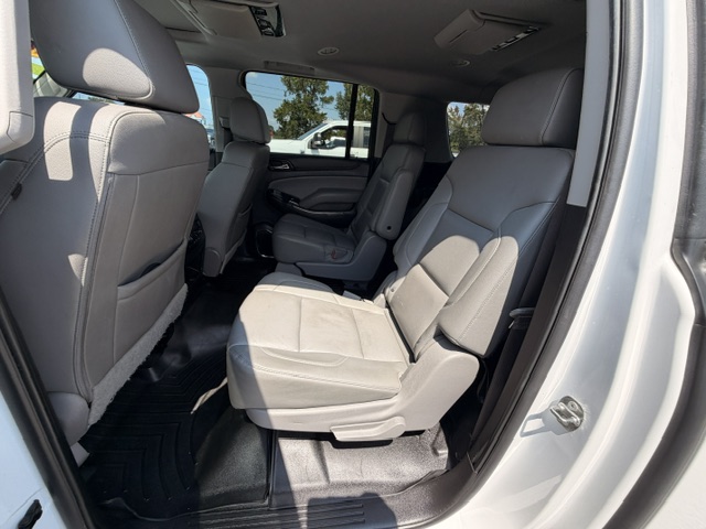 2017 Chevrolet Suburban - $14,900