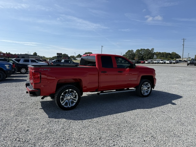 2017 Chevrolet Silverado - $15,900