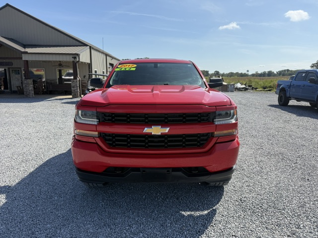 2017 Chevrolet Silverado - $15,900