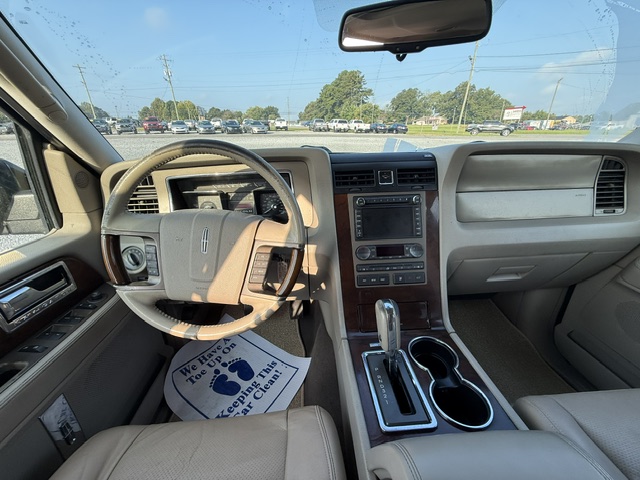 2014 Lincoln Navigator - $10,750