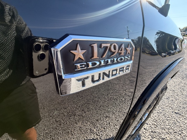 2019 Toyota Tundra - $29,900