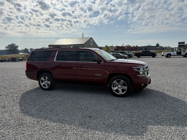 2017 Chevrolet Suburban - $19,750