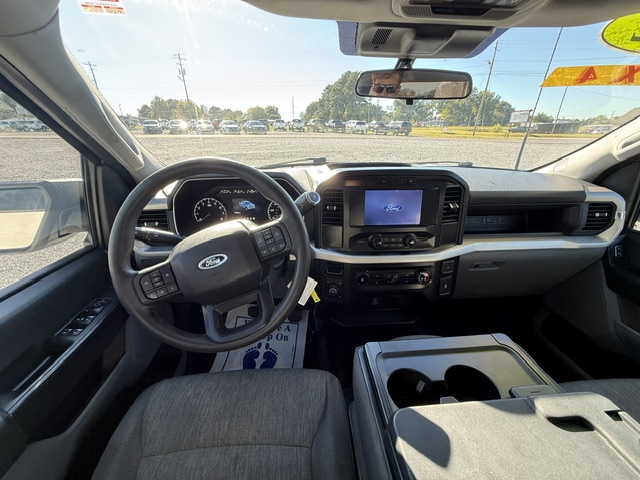 2022 Ford F-150 - $24,900
