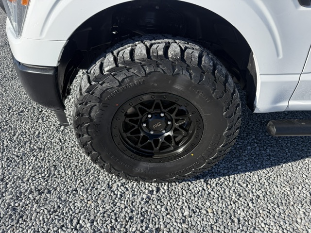 2022 Ford F-150 - $24,900