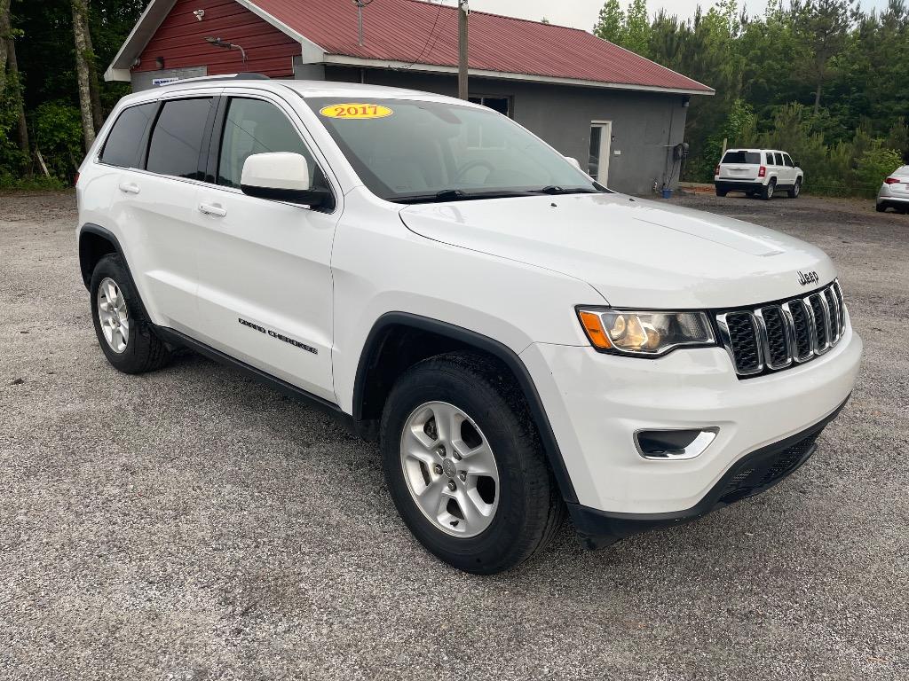 2017 Jeep Grand Cherokee Laredo photo