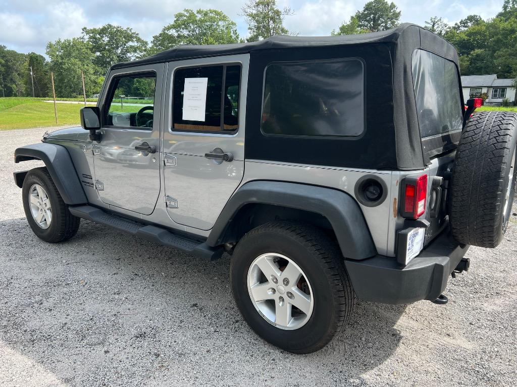 2015 Jeep Wrangler - $16,995