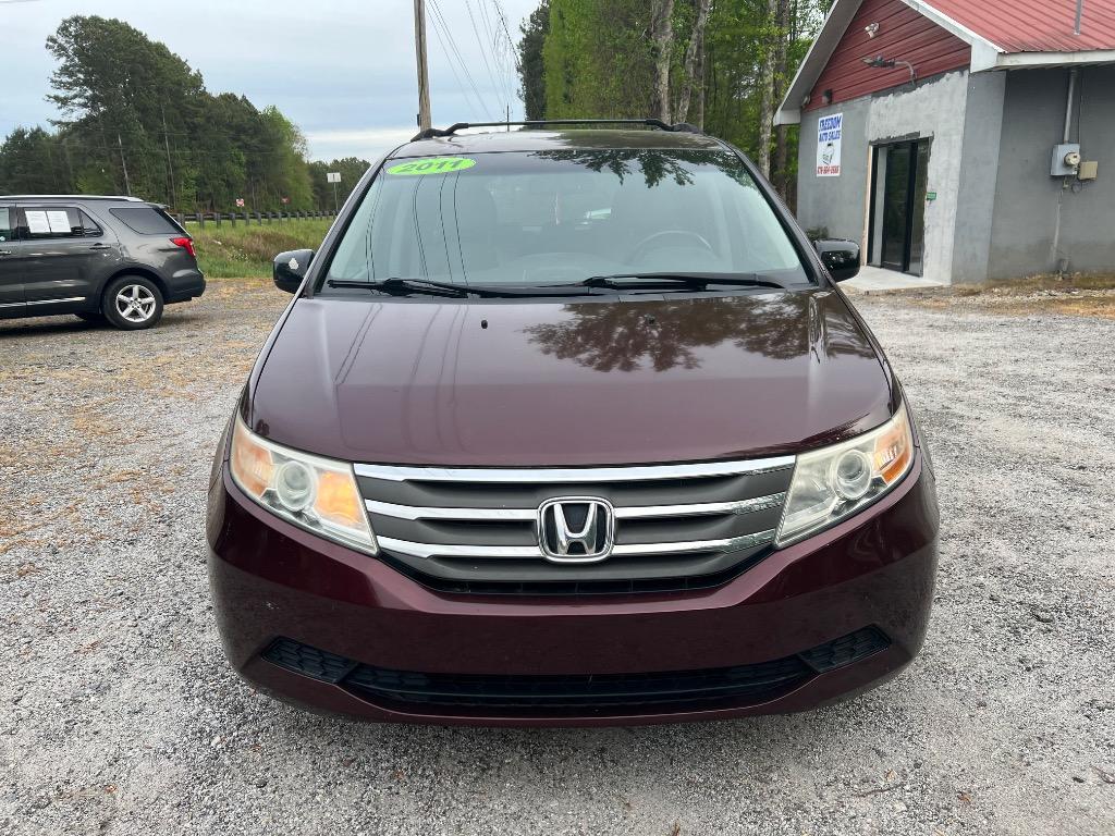 2011 Honda Odyssey - $10,500