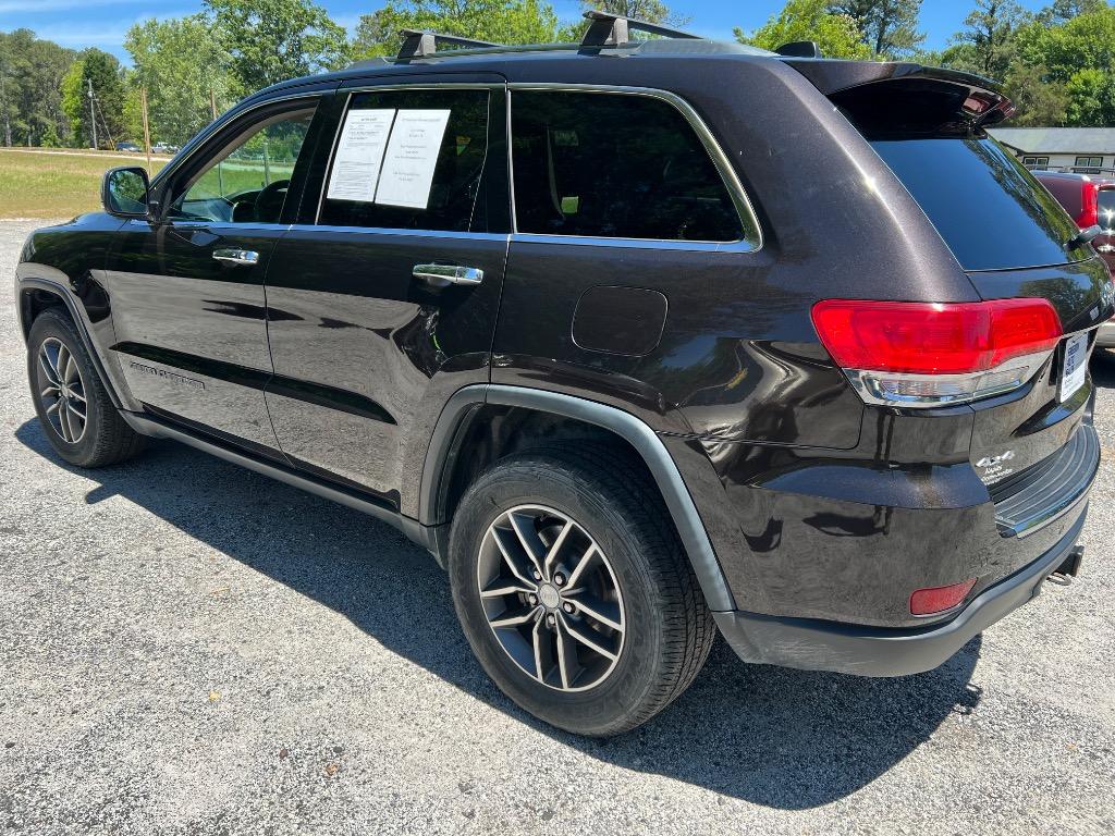 2017 Jeep Cherokee - $15,400
