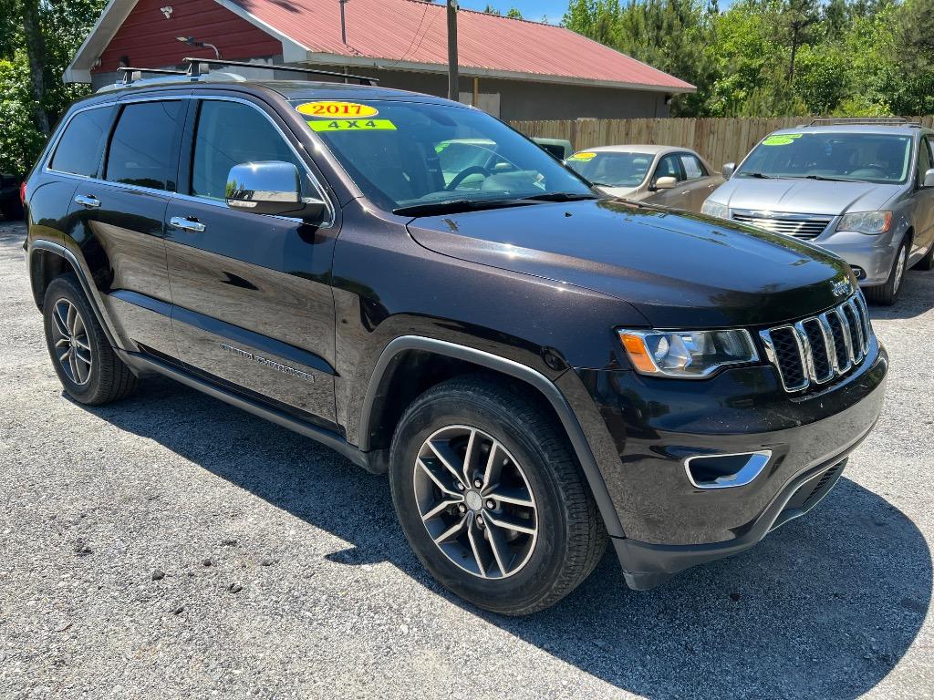 2017 Jeep Cherokee - $15,400
