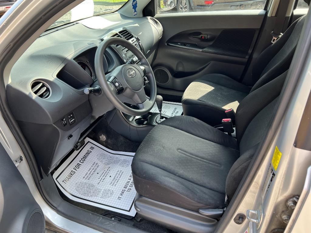 2009 Toyota Scion Xd - $7,950