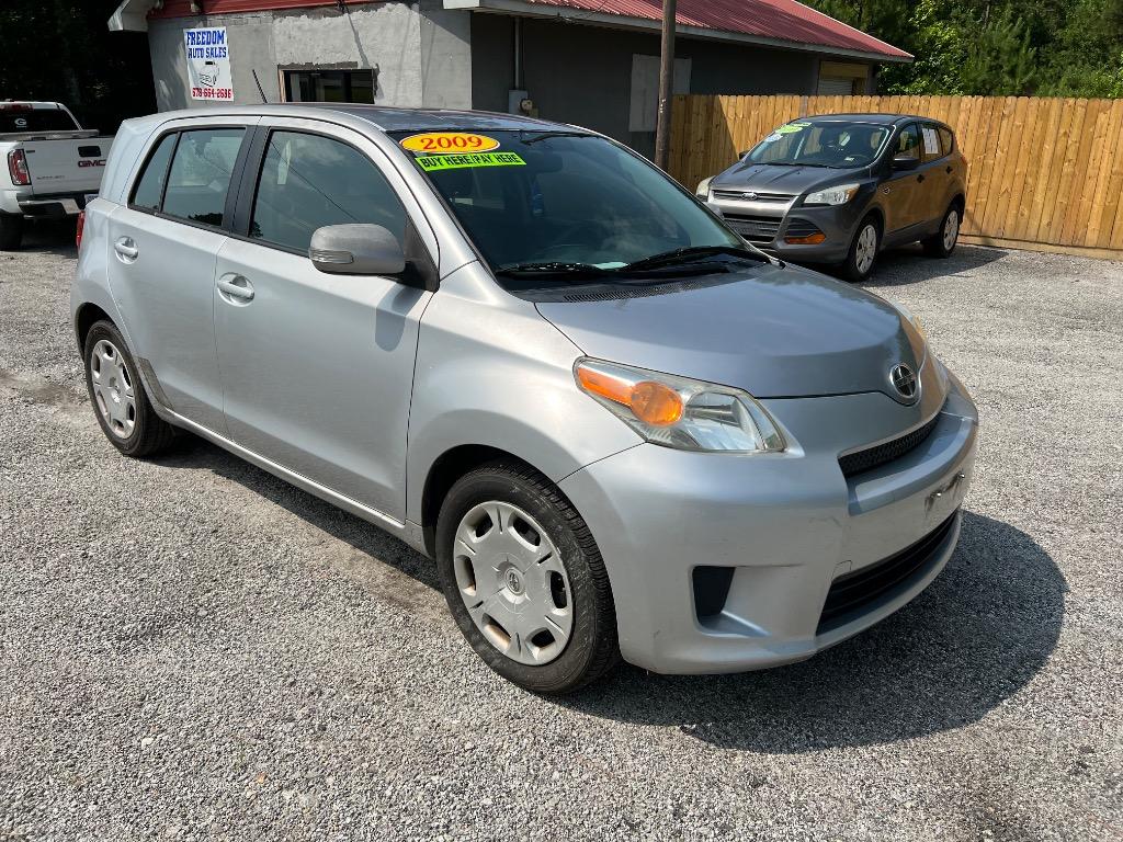 2009 Toyota Scion Xd - $7,950