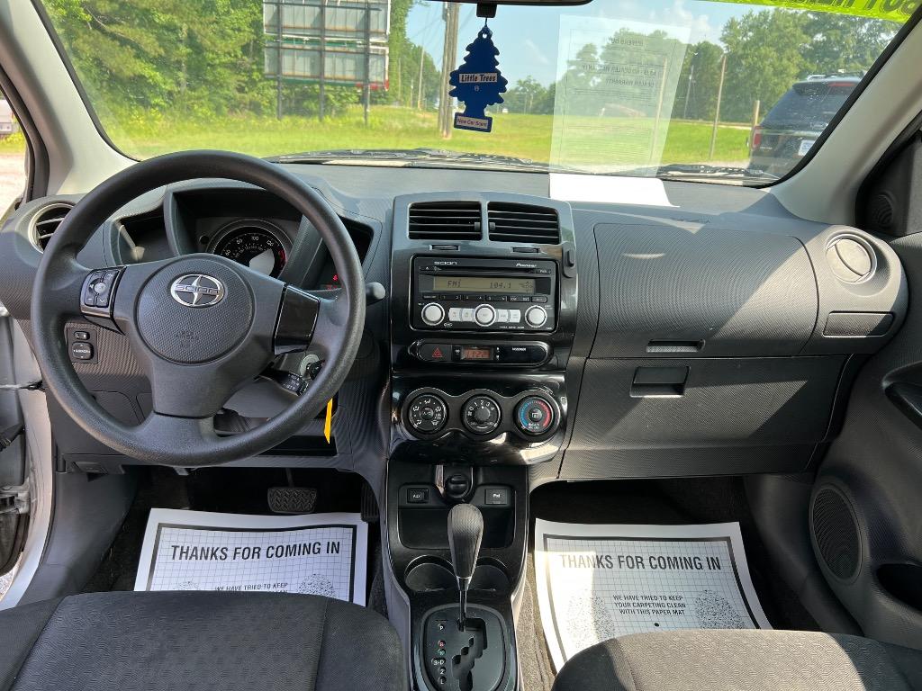 2009 Toyota Scion Xd - $7,950