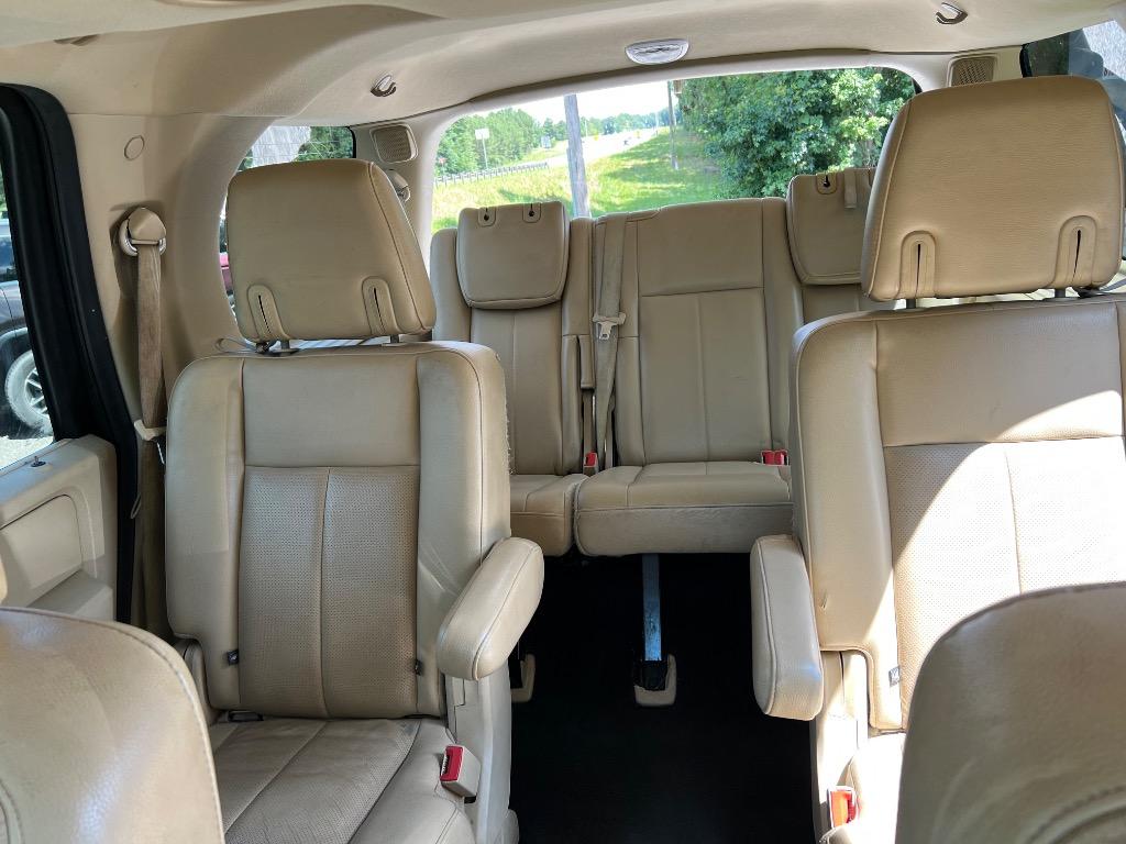 2017 Ford Expedition - $13,500