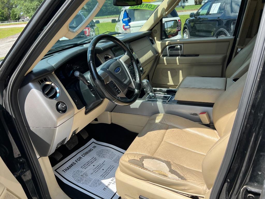 2017 Ford Expedition - $13,500