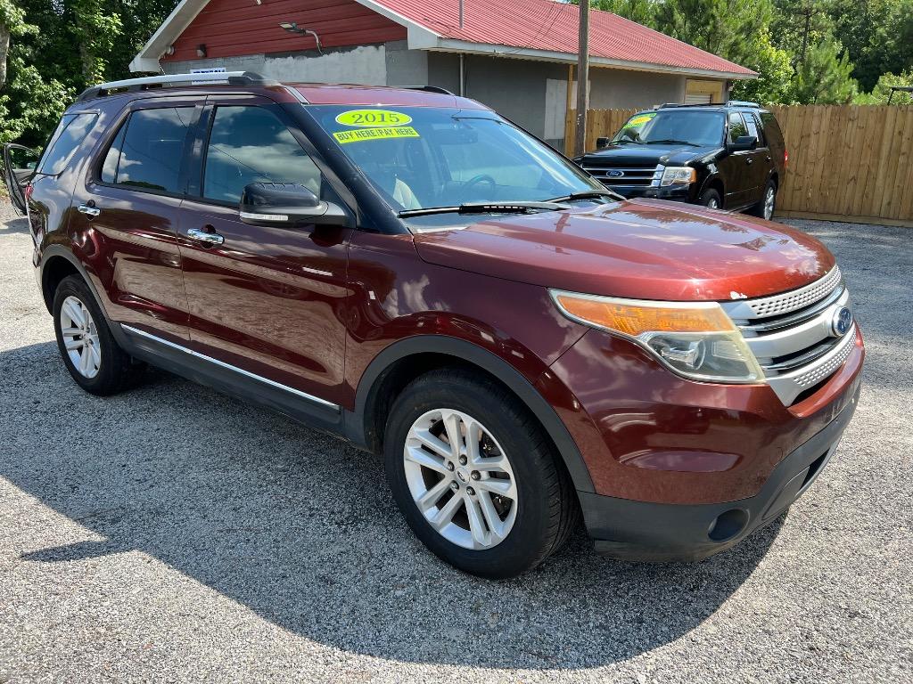 2015 Ford Explorer - $11,995
