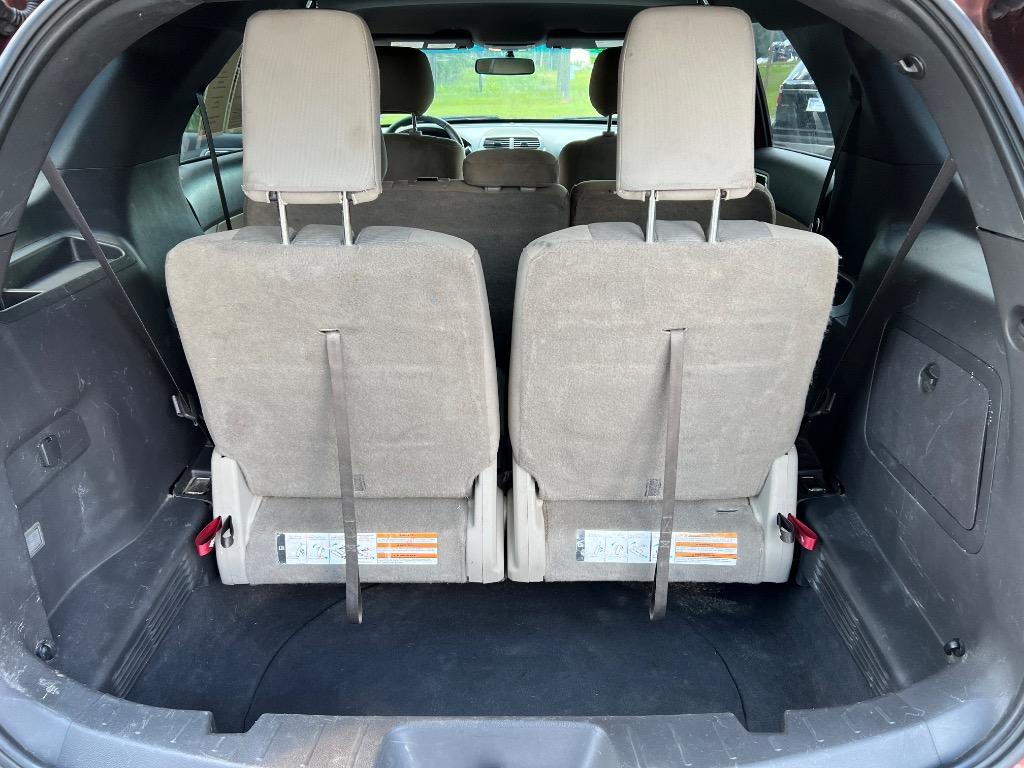 2015 Ford Explorer - $11,995