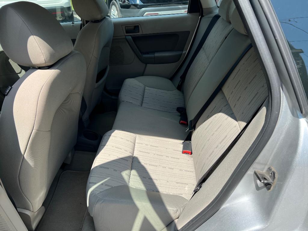 2010 Ford Focus - $7,950