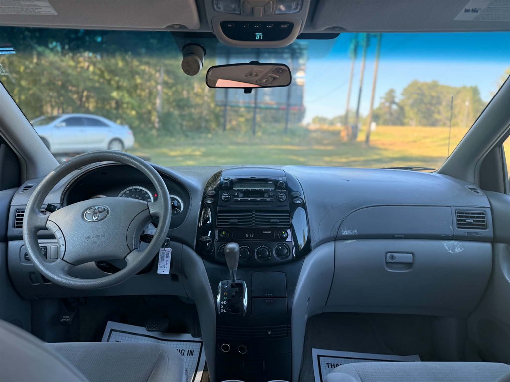 2005 Toyota Sienna