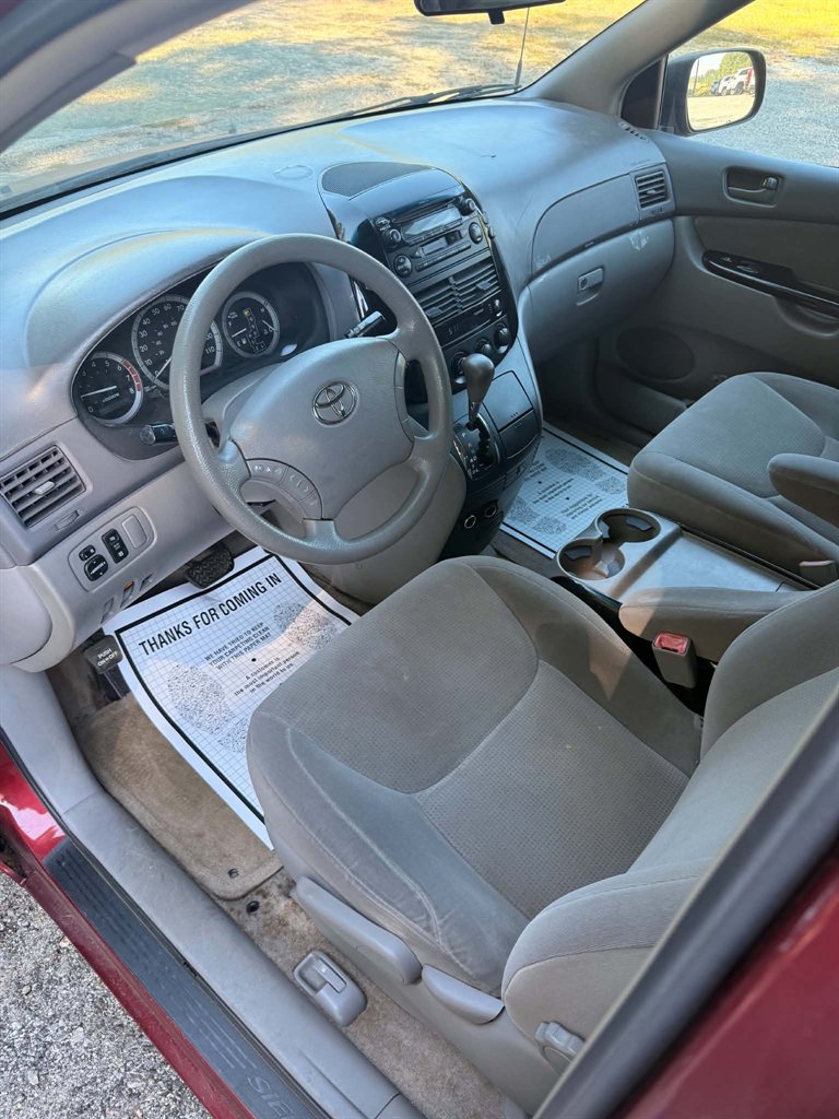 2005 Toyota Sienna