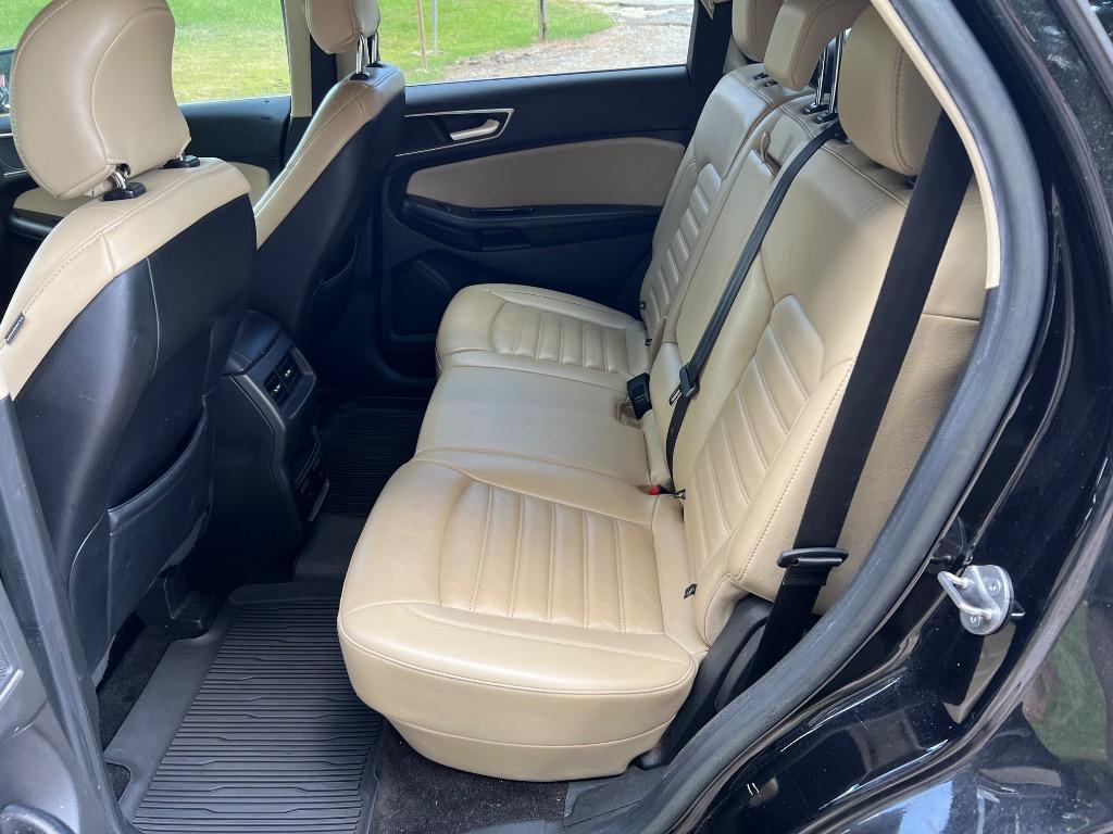 2018 Ford Edge - $11,500