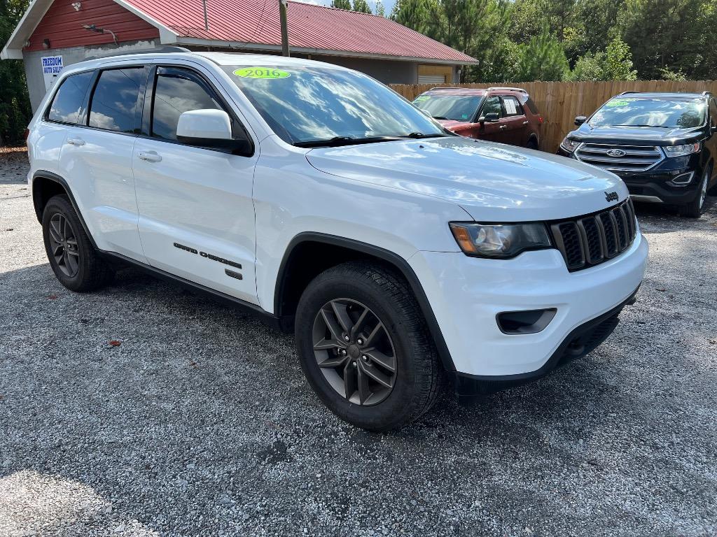 2016 Jeep Cherokee - $11,750