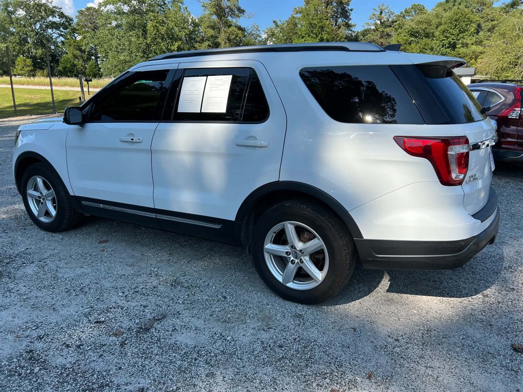 2018 Ford Explorer - $11,350