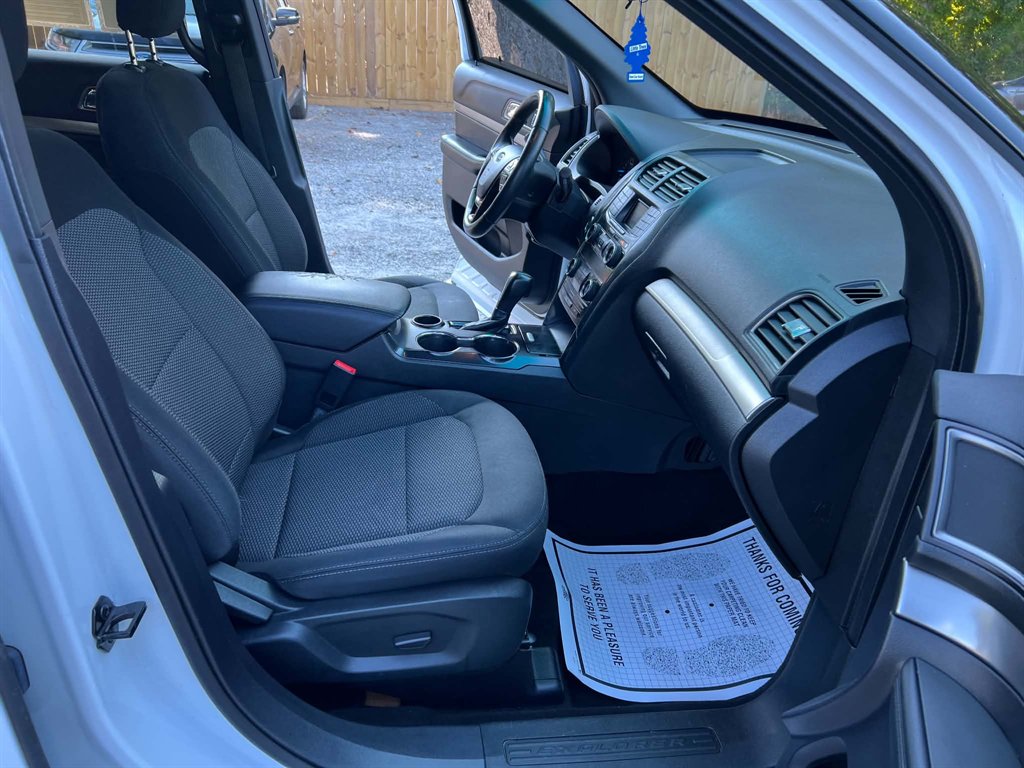 2018 Ford Explorer - $11,350