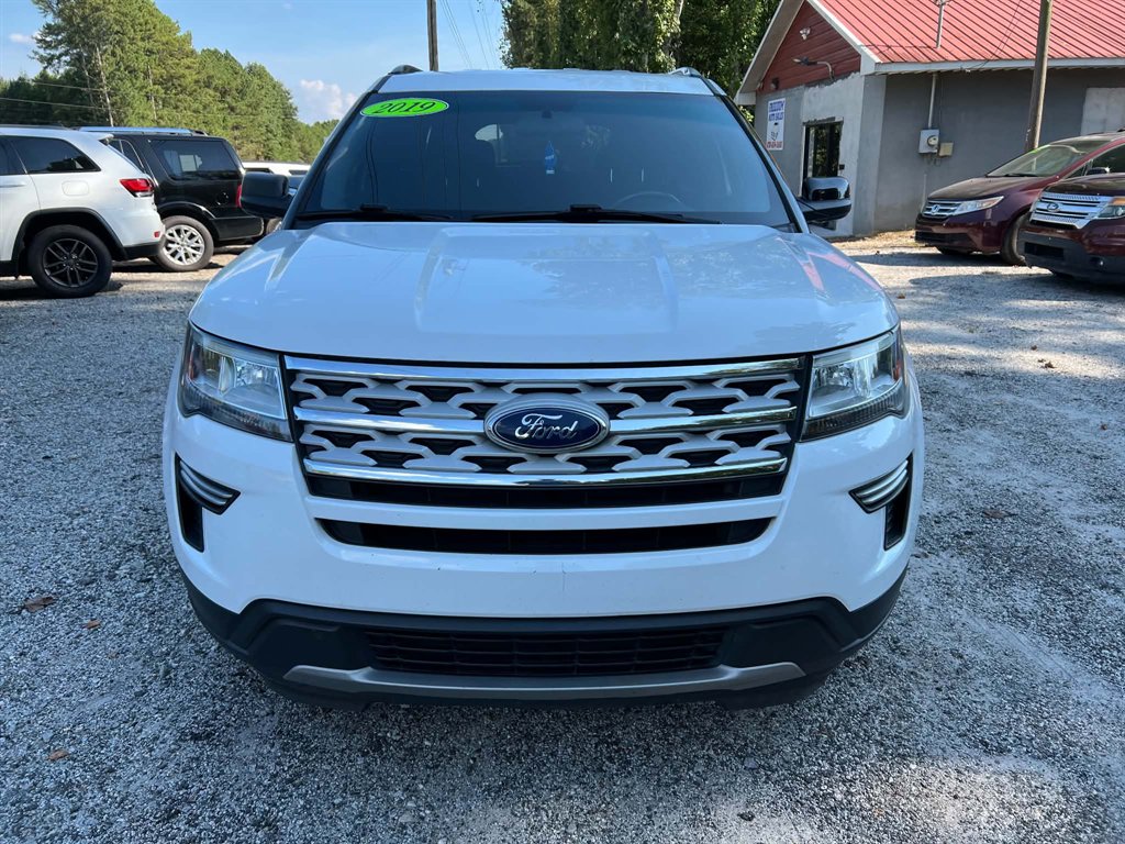 2018 Ford Explorer - $11,350
