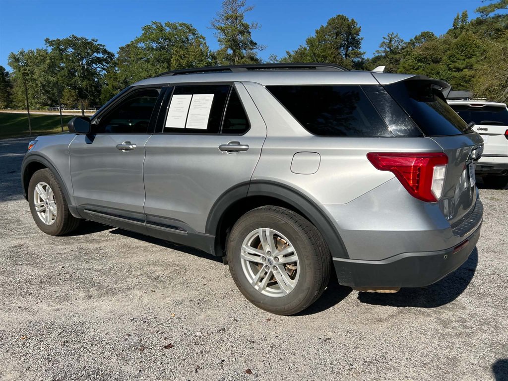 2020 Ford Explorer - $15,900