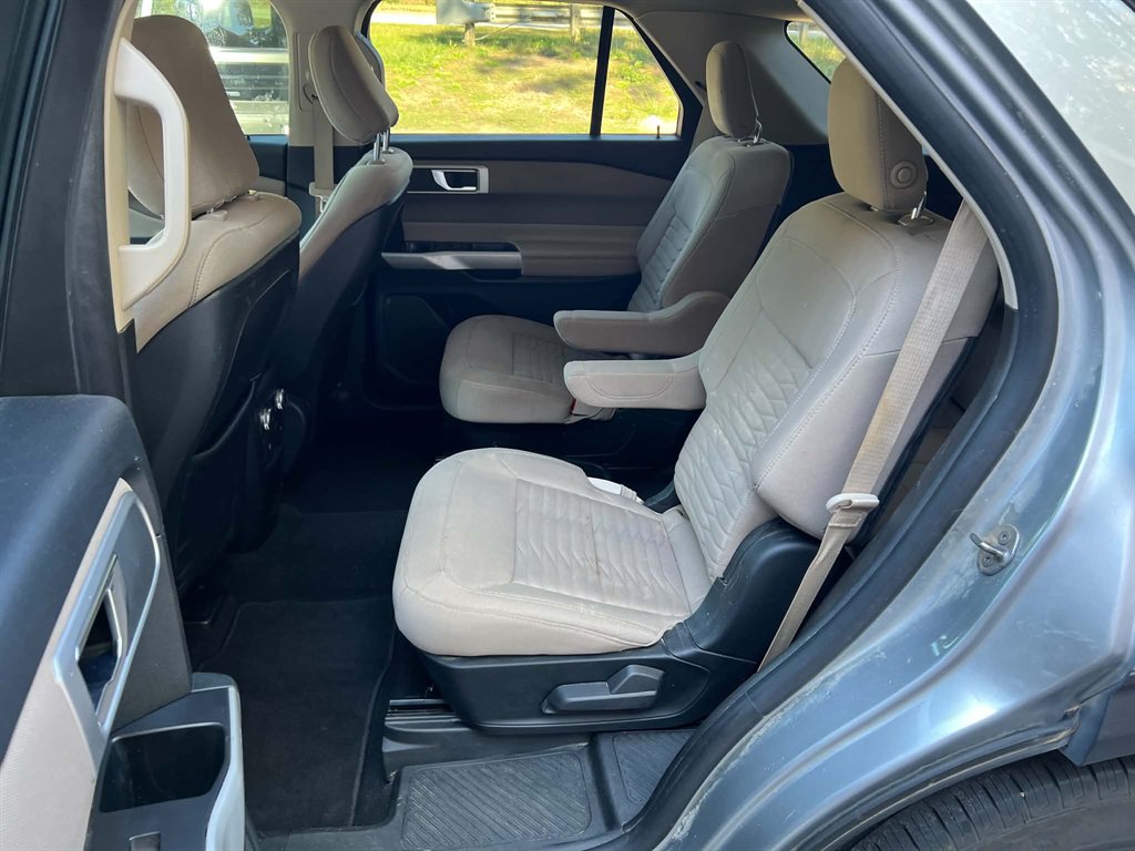 2020 Ford Explorer - $15,900