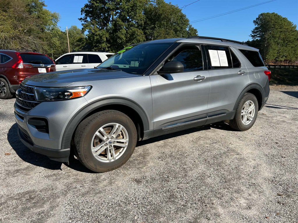 2020 Ford Explorer - $15,900