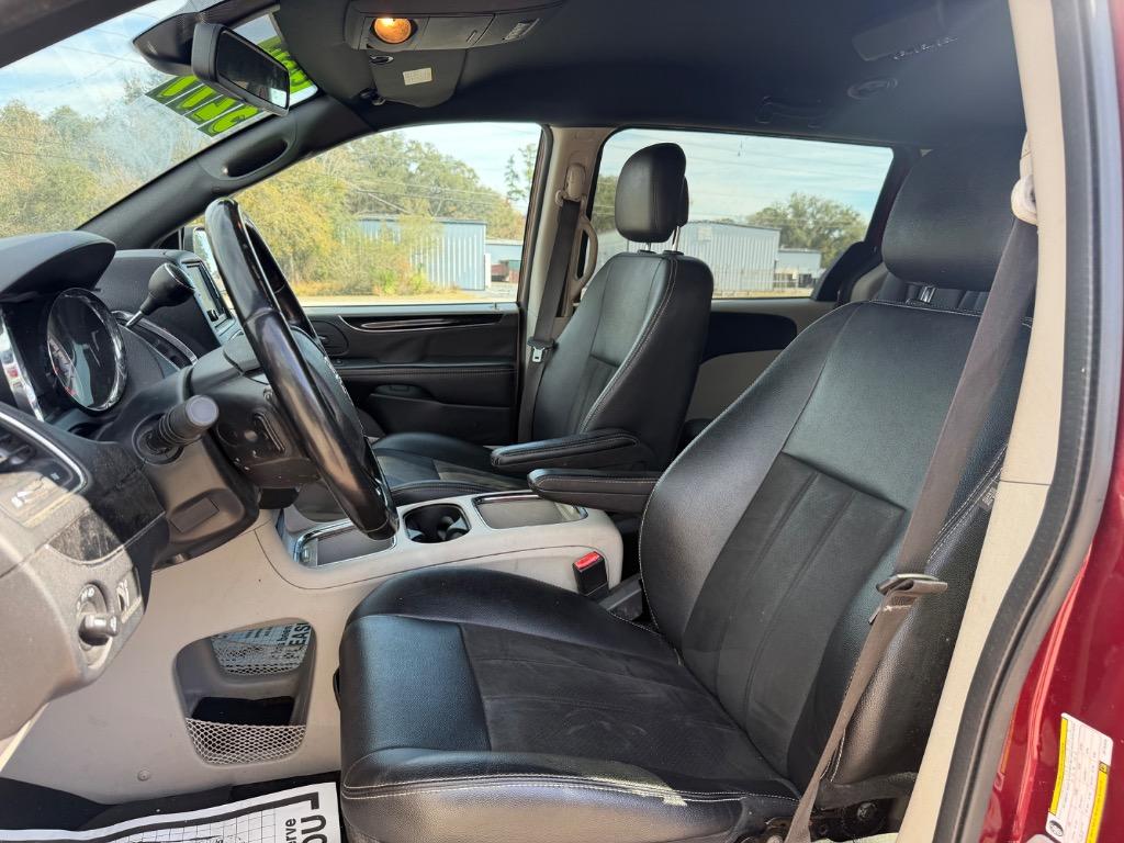 2019 Dodge Grand Caravan - $3,299