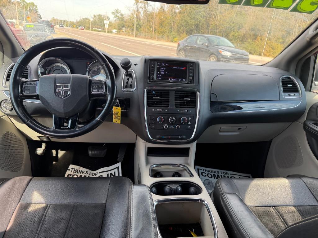 2019 Dodge Grand Caravan - $3,299